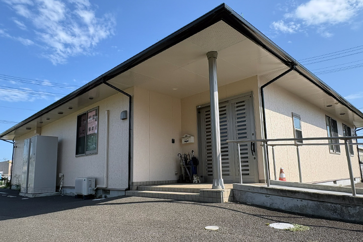 ファミリアーレ富沢